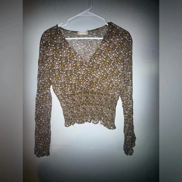 Altar’d State‎ women’s green floral smocked Crop Top size medium - Picture 1 of 4